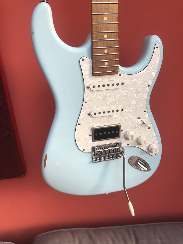 Tom Anderson Classic S Icon Heavy Relic Sonic Blue Custom Shop Strat Fender  Beater Masterbuilt | Reverb Canada