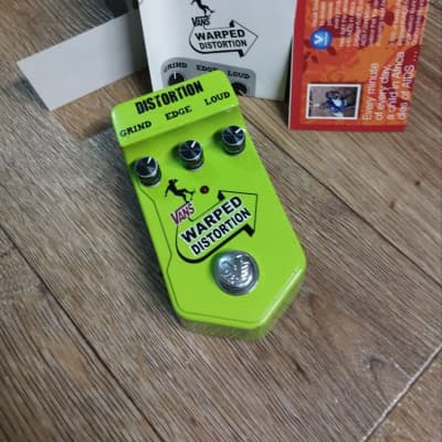 Visual Sound Vans Warped Distortion | Reverb