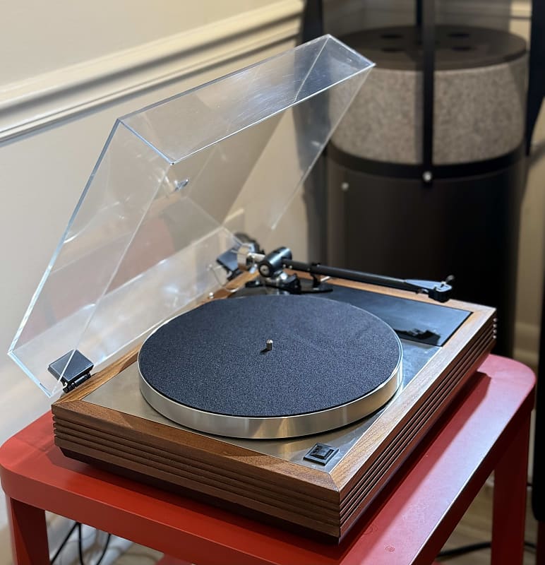 Linn Sondek LP12  			