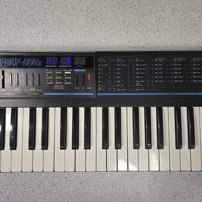 Korg Poly-800 MKII Blue LED