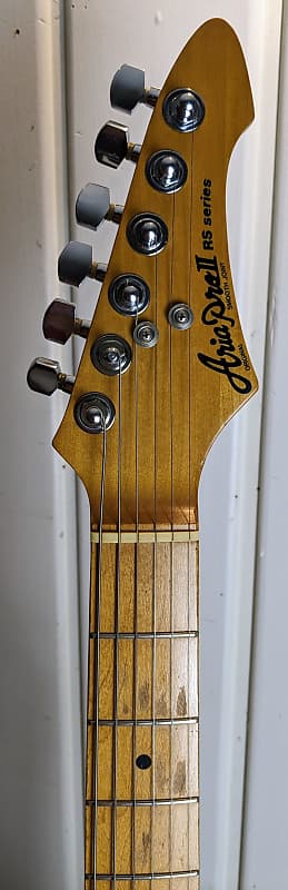 Aria pro II RS Series Wildcat 1983 - Sunburst with case | Reverb Aria pro II RS Series Wildcat 1983 - Sunburst with case | Reverb