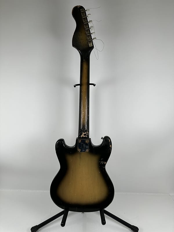 えみっくす LTD EX-50 Metallic Silver (2008) - Guitar Compare