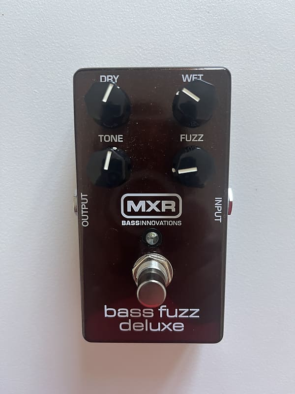 MXR M84 Bass Fuzz Deluxe