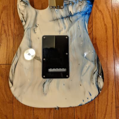 Fender Stratocaster 2013 White Blue Swirl image 4