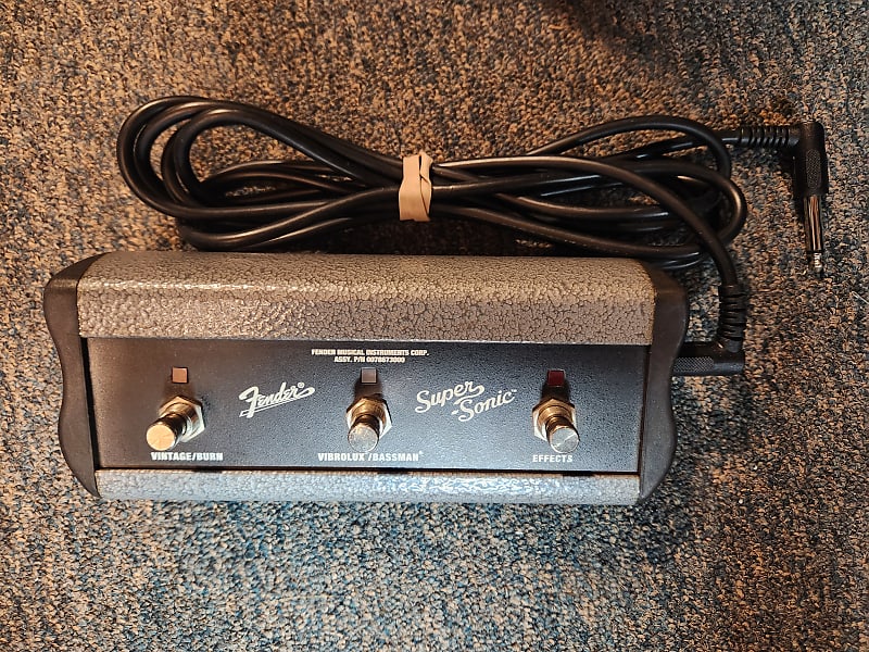 Fender Super Sonic Footswitch Reverb