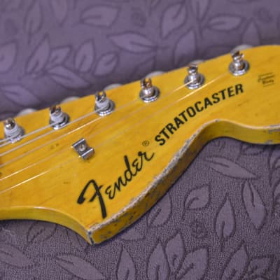 American Fender Stratocaster Relic Nitro Lime Squeezer Green Sparkle SSS-CS 54'S image 20