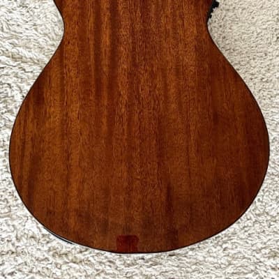 Breedlove ECO Discovery Concert S Concert CE Acoustic Electric Guitar, Edgeburst image 2