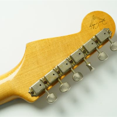 Fender Custom Shop Masterbuilt Dennis Galuszka 1961 Stratocaster Journeyman Relic  2016 - Sunburst [BG] image 22