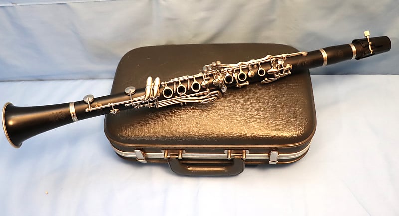 Selmer Series 9 Full Boehm Clarinet