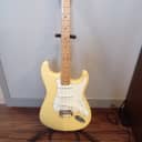 Fender Stratocaster 2018 Buttercream Yellow