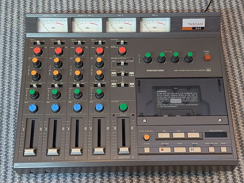 TASCAM 244 PORTASTUDIO 4Track カセットMTR TASCAM 244 Portastudio TEAC MTR Multitrack Cassette Tape