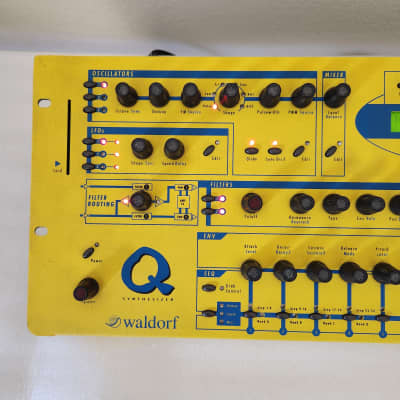 Waldorf Q Rack Synth - 16-Voice Rackmount Synthesizer 1999 - 2011 - Yellow image 2