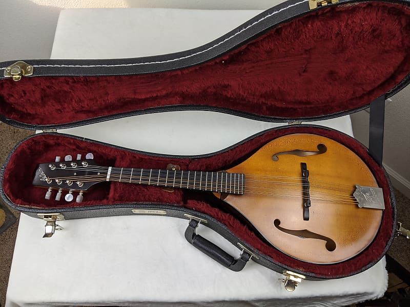 2004 Gibson A9 Mandolin Reverb
