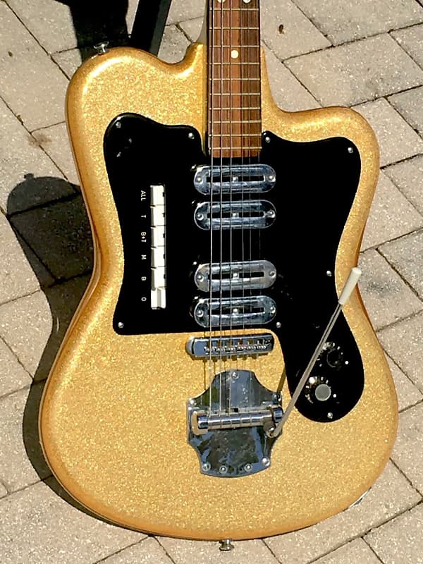Noble Grand Deluxe Sparkle Guitar 1964 - a very rare Italian made totally deco Gold Sparkle guitar ! image 1