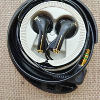 Sony MDR-E565 Dynamic Earphones image 2
