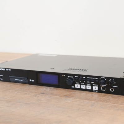 TASCAM SS-R1 Rack Mount Compact Flash Recorder (church owned