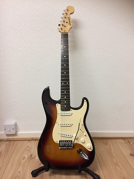 ギター GUITAR LEGEND STRATOCASTER Legend Stratocaster 1980 Black Guitar For Sale Twang