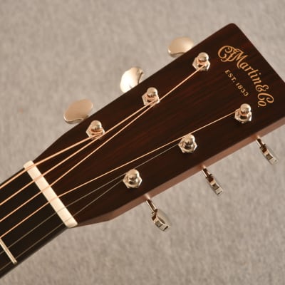Martin 000-28 Standard Acoustic Guitar Floor Model #2829626 image 8
