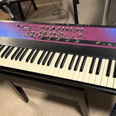 Ensoniq Fizmo 48 Voice Real Time Transwave Synthesizer