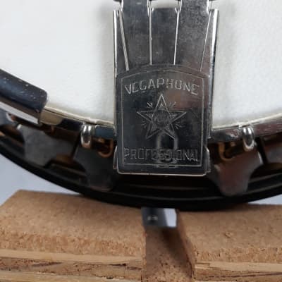 Vega Vegaphone Late 20's Tenor Banjo w/ Original Case - Consingment image 2