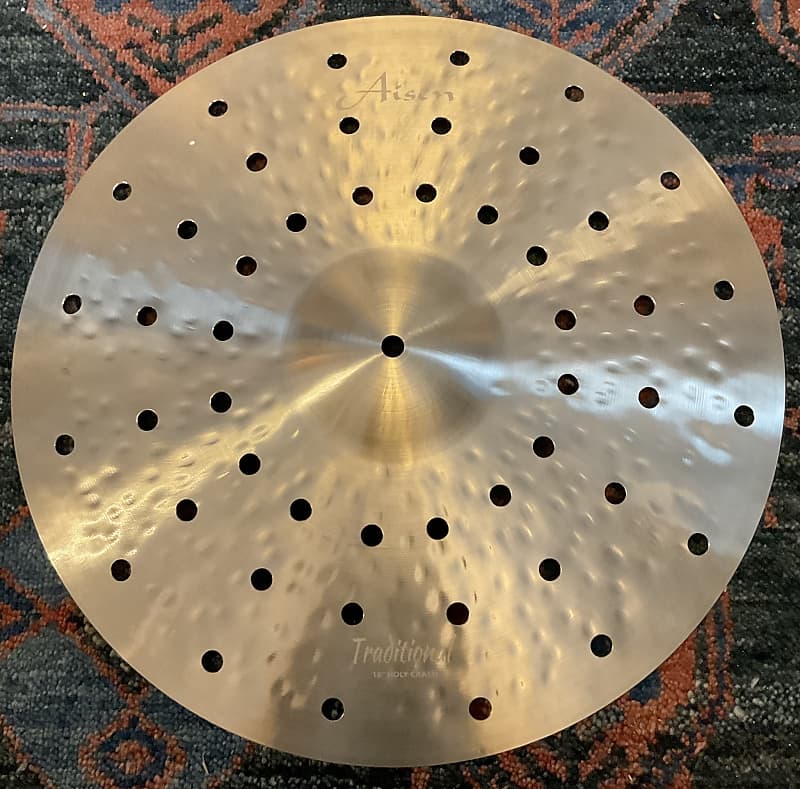 (MINT) Aisen 18” Traditional Holy Crash Cymbal image 1