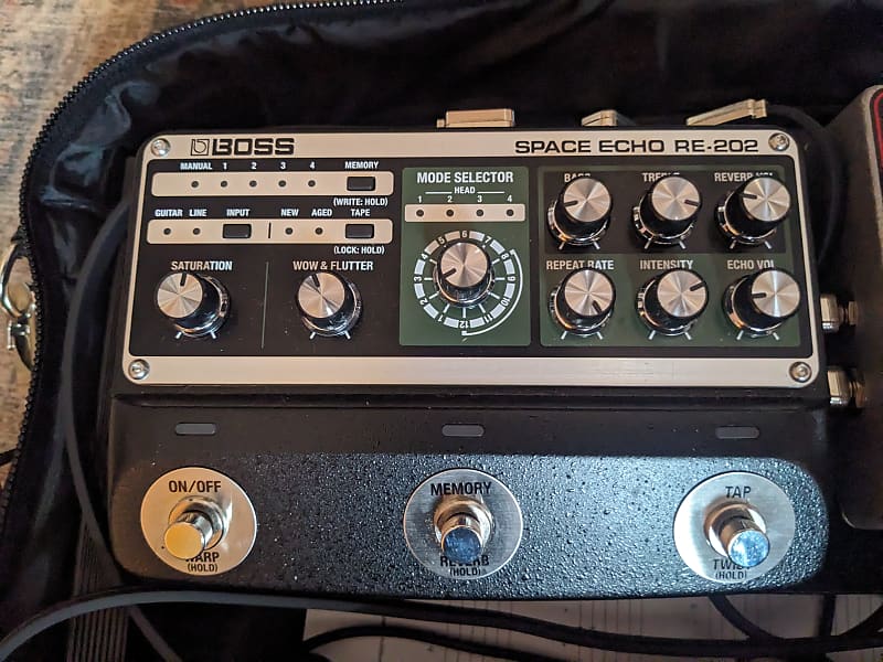 Boss RE-202 Space Echo