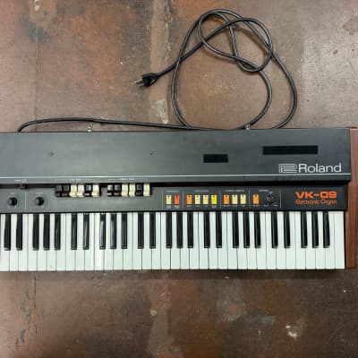 Roland VK-09 エレクトロニックオルガン Roland VK-09 Organ, and Museum Photos | Juggernaut Music