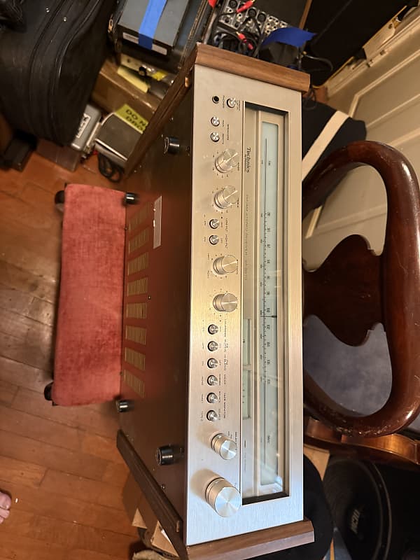 Technics Sa 5570 stereo reciever - Silver  			