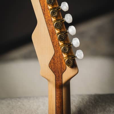 ギター James Tyler Sutdio Elite Deluxe(Japan) James Tyler Japan Studio Elite Deluxe HSS QMT-Tobacco