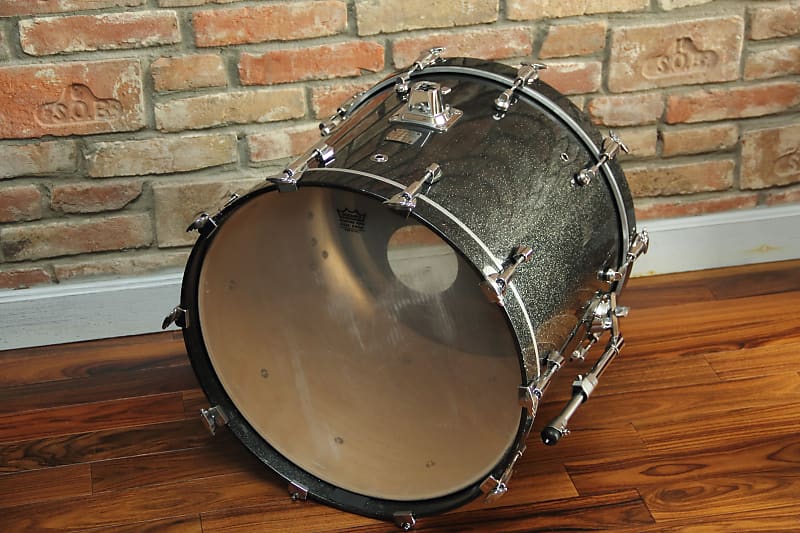 Yamaha Maple Custom Absolute Nouveau Drum Set