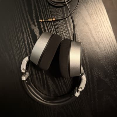 ULTRASONE Signature MASTER MkII (sealed dynamic headphones