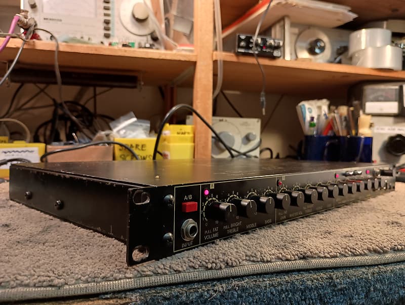 Yamaha PG1 Rackmount Guitar Preamp