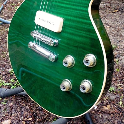 Guild Blues 90 2000 Flamed Green All Original near Mint with OHSC/Owner's Manual image 5