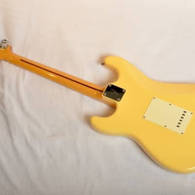 Fender ST-72 YM Yngwie Malmsteen Signature Stratocaster MIJ 1994 - 1999 - Vintage White image 10