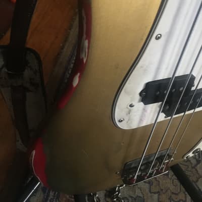 Fender Precision Bass 1965 Faded Shoreline Gold image 6
