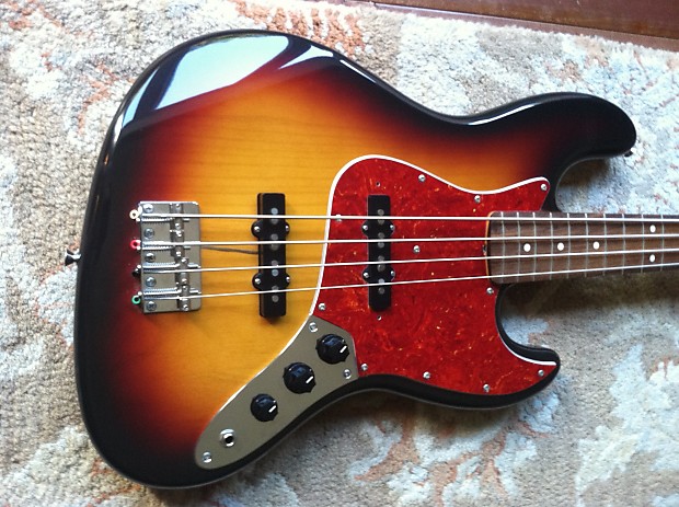 Fender 62 Reissue Jazz Bass 1991 3 Color Sunburst Japan MIJ