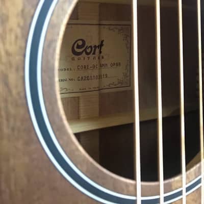 CORT CORE-OC AMH Western Guitar Open Pore Black Burst Preamp Bag image 4