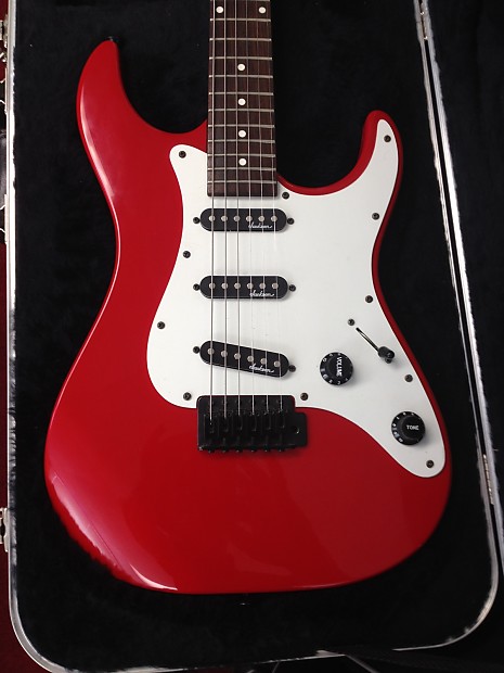 大人気定番商品 CHARVEL BY JACKSON エレキギター SSH