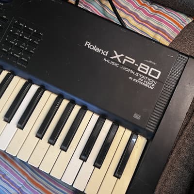 Roland XP-80 76-Key 64-Voice Music Workstation Keyboard 1999 - 2004 - Black image 2