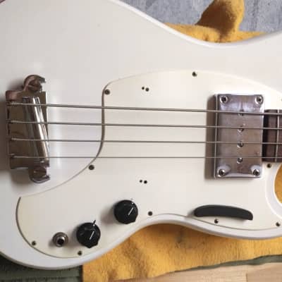 Kalamazoo KB1 - 4 String Bass - 30.5" Scale - 1965 to 1969 - 'Glacier White' image 1