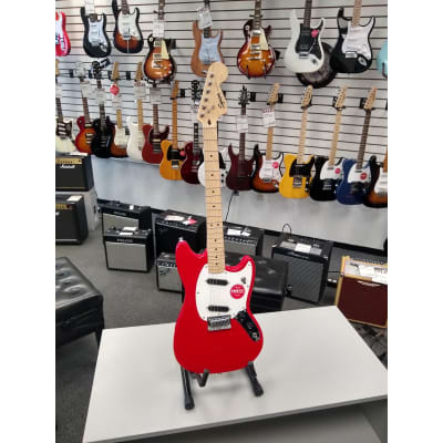 Used Squier Vintage Modified Mustang RW Fiesta Red | Reverb