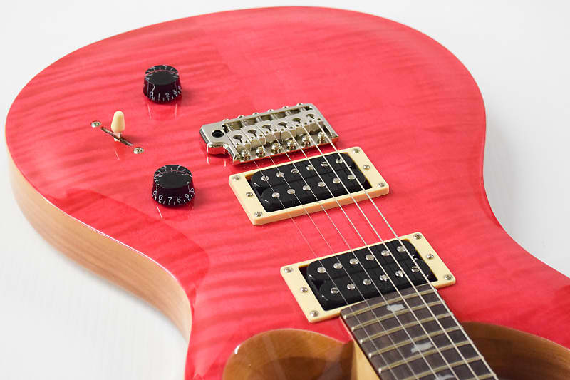 PRS SE Custom 24 Electric Guitar - Bonnie Pink with Natural PRS SE Custom 24 Electric Guitar - Bonnie Pink with Natural