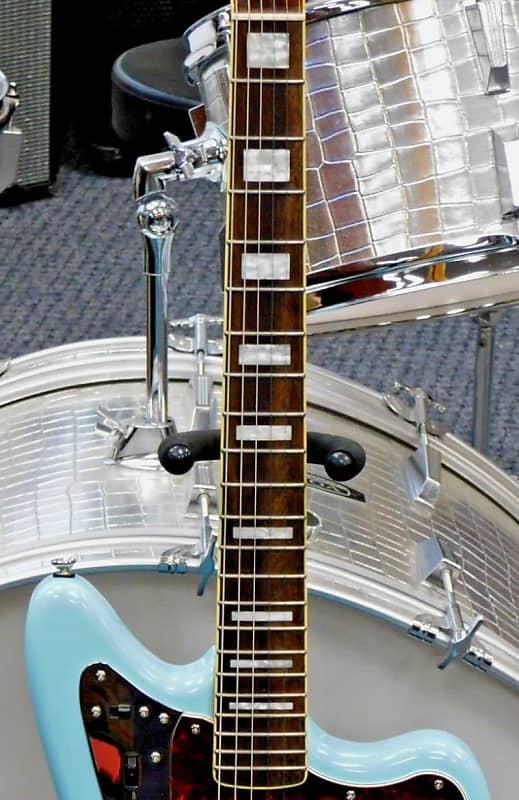 Squier Classic Vibe '70s Jaguar Limited-Edition Electric