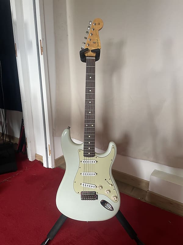Fender Classic Player '60s Stratocaster | Reverb