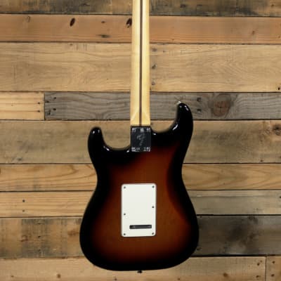 Fender Player Series Stratocaster HSS 3-Color Sunburst w/ Pau Ferro Fretboard image 5