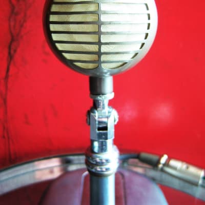 Vintage 1940's RCA MI-12017 dynamic microphone High Z w cable & Atlas DS10 stand prop display image 2