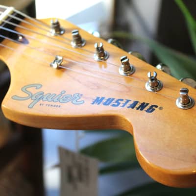 Immagine SQUIER " Classic Vibe '60s Mustang Lake Placid Blue" by FENDER - 8