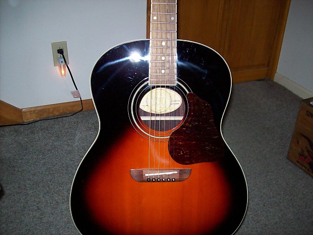 Washburn Lakeside Jumbo LSJ743STKS