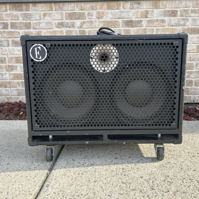 EDEN WT600 RoadRunner ベースアンプ EDEN WT600 RoadRunner ベースアンプ Eden WT-600 Roadrunner Bass Amp