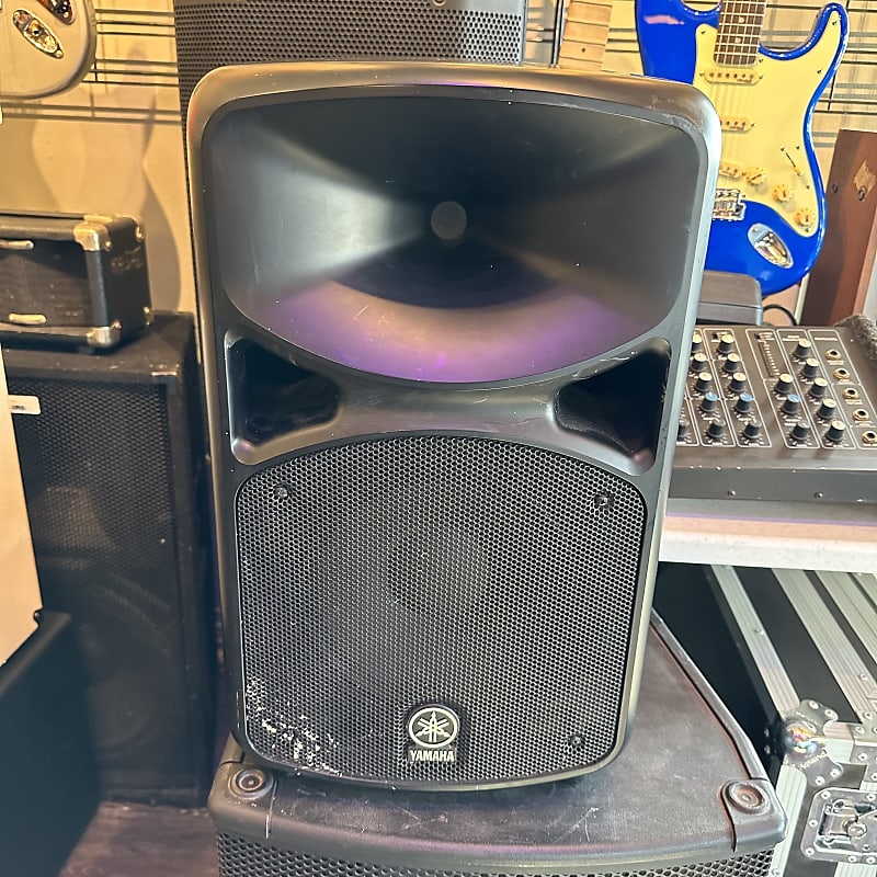 (16656) Yamaha 600s Single Passive Speaker Reverb